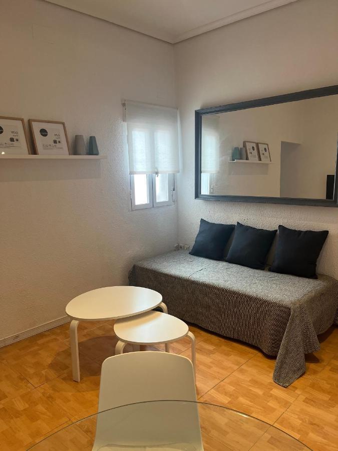 Piso En Valdeacederas Apartment Madrid Exterior photo