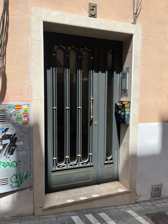 Piso En Valdeacederas Apartment Madrid Exterior photo